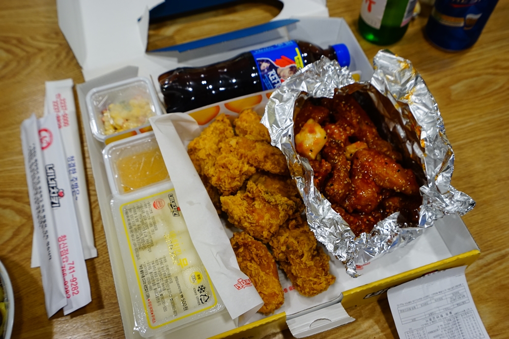 【韓國】首爾美食、東大門必吃、東廟站消夜 ♥ NENE CHICKEN半半炸雞